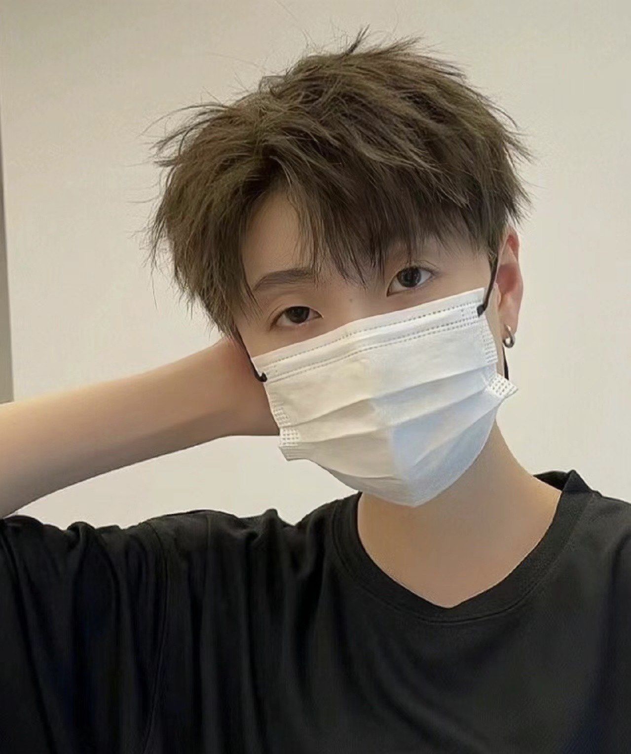男生简洁发型
