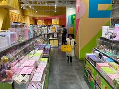 -KKV(上海月星环球港主力店)