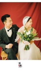 -菲林婚纱摄影工作室