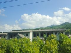 -尧山大峡谷漂流
