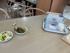 -闫家驴肉老店(华电一校店)
