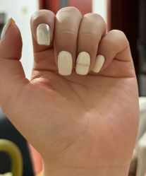 -花系美·美甲美睫精品店