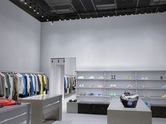 -BALENCIAGA(比斯特苏州购物村店)