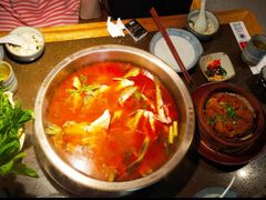 -野山舂·贵州现舂酸汤牛肉(鸿通城店)
