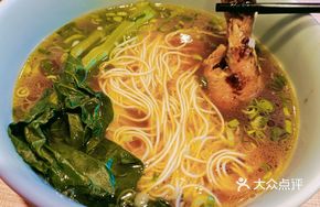 Braised Chicken Leg Noodles