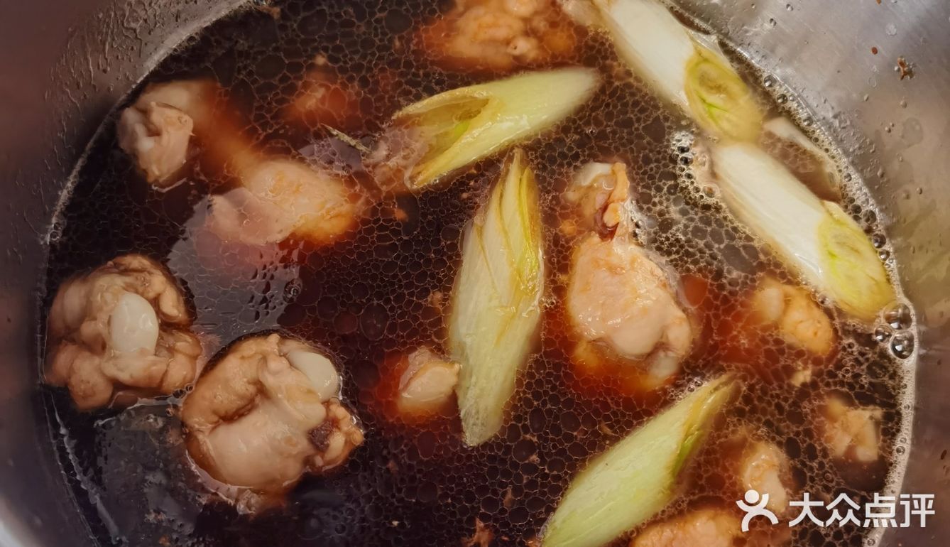 炖鸡翅｜炖到离骨的吮指鸡翅根🐥太爽了