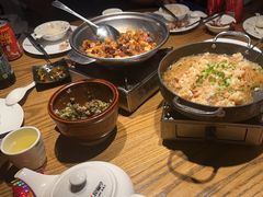 -爱碗亭·鲜炒湖南菜(壹城中心店)