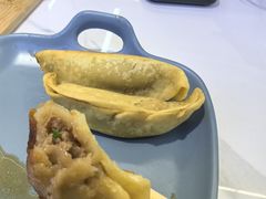 -老新隆牛肉锅贴(新街口店)