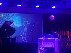 -雅马哈音乐中心 钢琴双排键鼓吉他(静安大融城店)