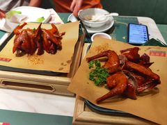 金牌乳鸽-悦得闲广式点心茶楼(蓝鲸世界店)