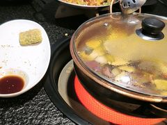 -一善菌·云南菌汤·云南菜(银泰城店)