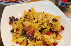 Bamboo Shoots Stir-Fried with Smoked Pork