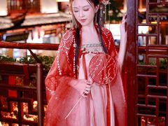 -汉仪华裳汉服馆(豫园店)