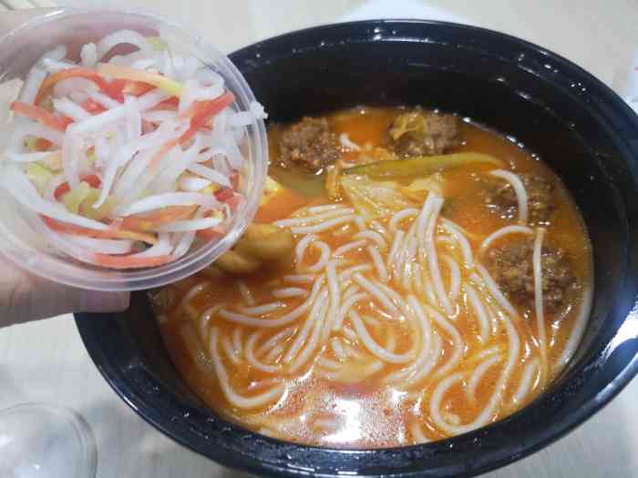 三郎小锅米线(万象汇店)-"他家的丸子米线真不错,专门来吃. 7815.