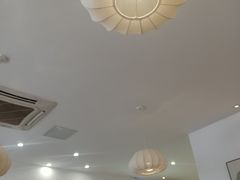 -邻家小馆(银都店)
