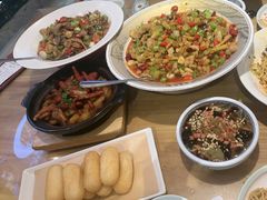 -严记小天府酸菜鱼(西四路店)