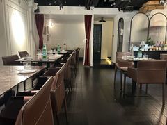 -LESCEDARS Brasserie Bistro香柏树
