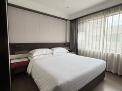-府上酒店(广州火车站越秀公园地铁站店)