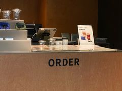 -M Stand(深圳龙岗万科广场店)