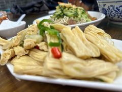 -雪琴面馆富安特色鱼汤面(城中花园店)