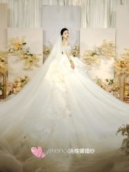 -LOVINA洛维娜婚纱礼服