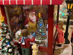 -The Diamond Jubilee Tea Salon at Fortnum & Mason