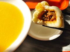 牛肉大葱包子-天兴居(鲜鱼口街店)