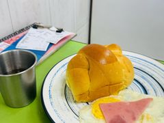 火腿煎蛋-胜利茶餐室