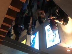 -百老汇电影中心(油麻地店)