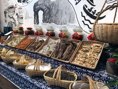 -客家大院·非遗赣南客家菜(郁孤台店)