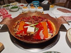 -墨居上隐·院子里火锅(峨眉店)