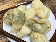 荠菜蒸饺-许老八包子铺(回龙窝店)