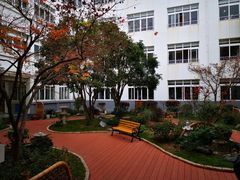 -上海市世外小学