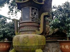 -峨眉山报国寺