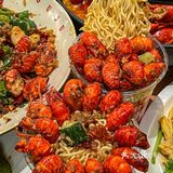 谁能拒绝这一口小龙虾拌面啊…