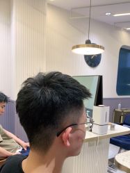 -PE SALON