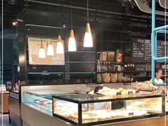 面包甜点陈列柜-麦田工坊(月湖店)