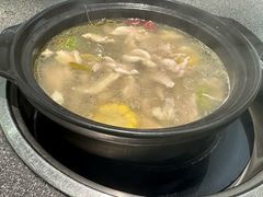 -野迹·石橄榄鸡·烧烤(新洲店)