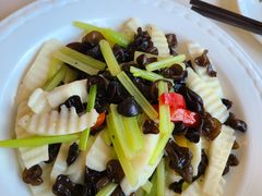 香芹木耳炒淮山-海宝酒家(中山四路店)