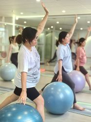 -爱尔乐美孕产瑜伽·普拉提