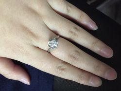 威德钻石-克拉钻专家&D色大本营-威德钻石-克拉钻大本营(南京东路店)