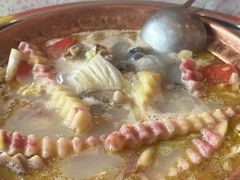 -阿婆情腊排骨火锅(金虹路店)