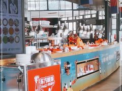 -东方明珠·可口可乐欢乐餐厅