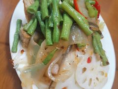 -河南占军烩面馆(中华广场店)