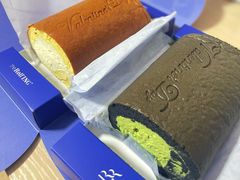 黑金抹茶芝士卷-the Roll'ING手作瑞士卷专门店(卓悦中心店)