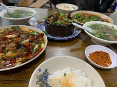 -杨三娘跷脚牛肉(羊子山西路店)