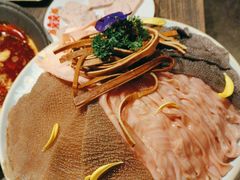 -旧街市鲜货老火锅(大光路店)