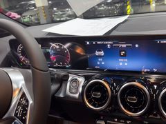 -上海星瀚奔驰4S店(红柳路店)