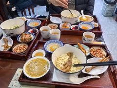 -百年老字号·观振兴蟹黄面·三虾面·苏式面(观前街富仁坊巷店)