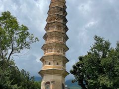 -三塔倒影公园